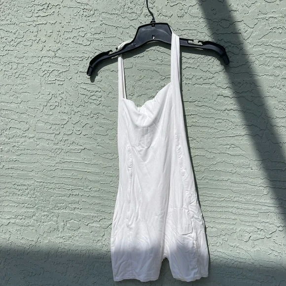 Oh Polly White Halter Neck Romper - Picture 4 of 8